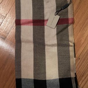 Burberry Classic Camel Check Silk Scarf BNIB